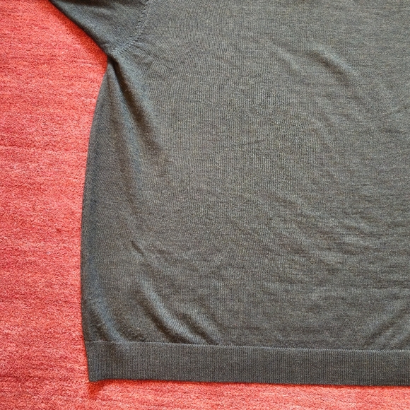 LL Bean Men's Size XL Pullover Sweater Green 100% Merino Wool V Neck Sweater - Picture 5 of 10